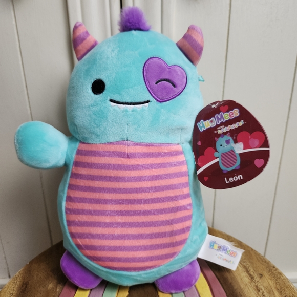 Squishmallows HugMees 10" Leon Valentine Monster Plush 2023 NWT - Picture 2 of 14